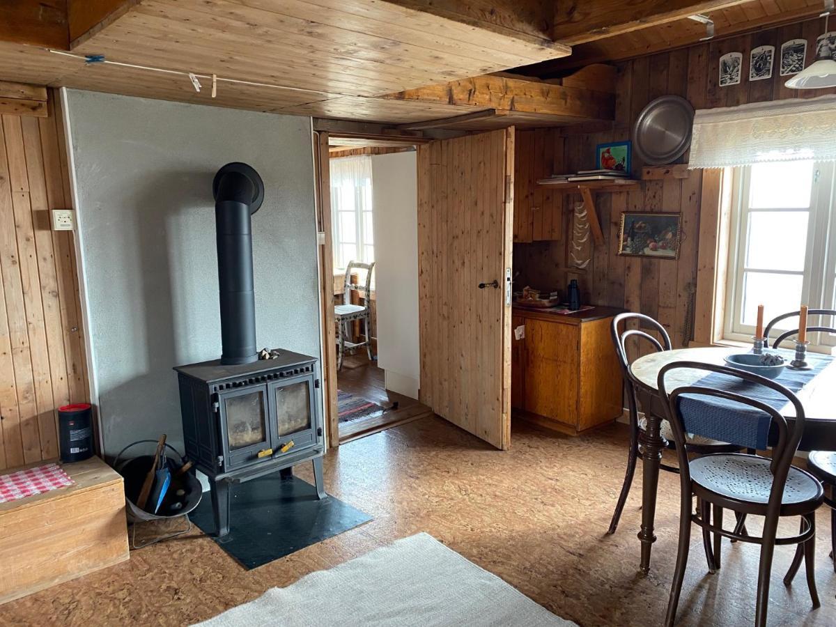 Rorbua Pa Toppoya Reine Exteriér fotografie